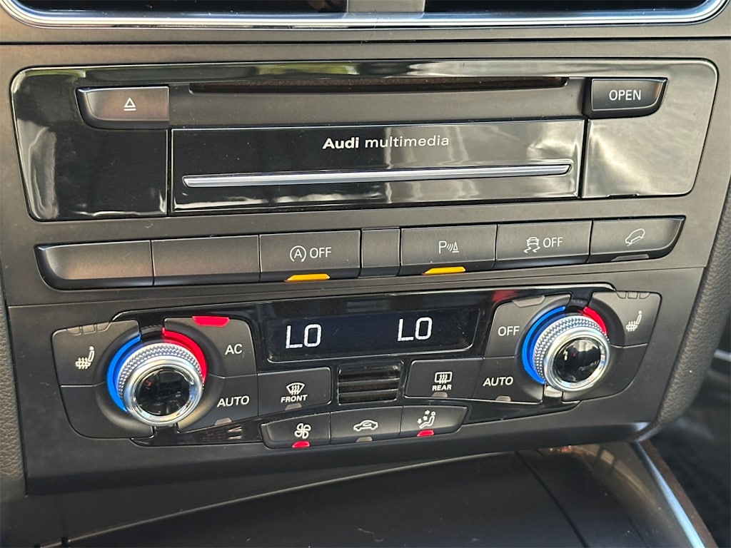 Thumbnail: 2013 Audi Q5 - 24