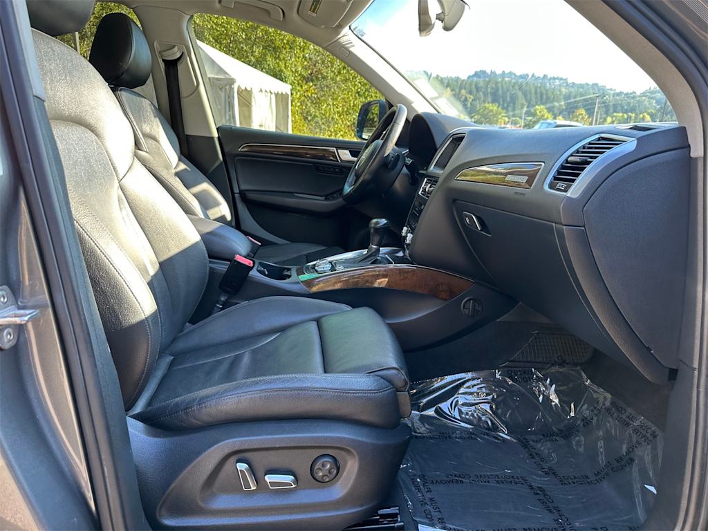 Thumbnail: 2013 Audi Q5 - 12