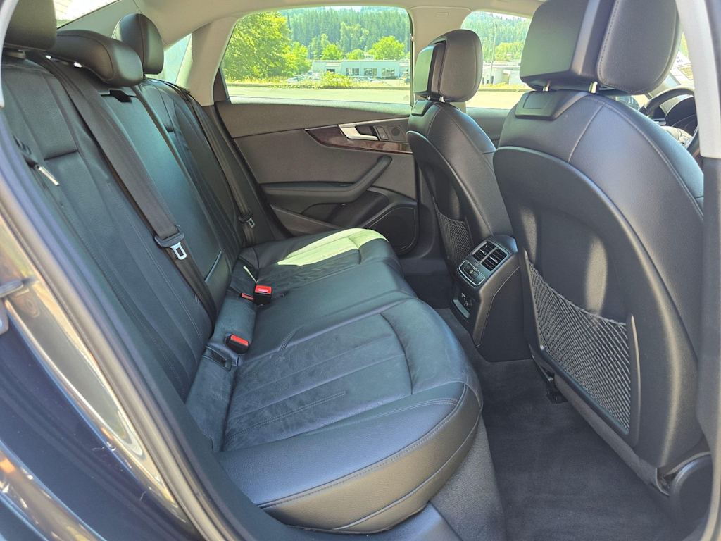 Thumbnail: 2019 Audi A4 - 21