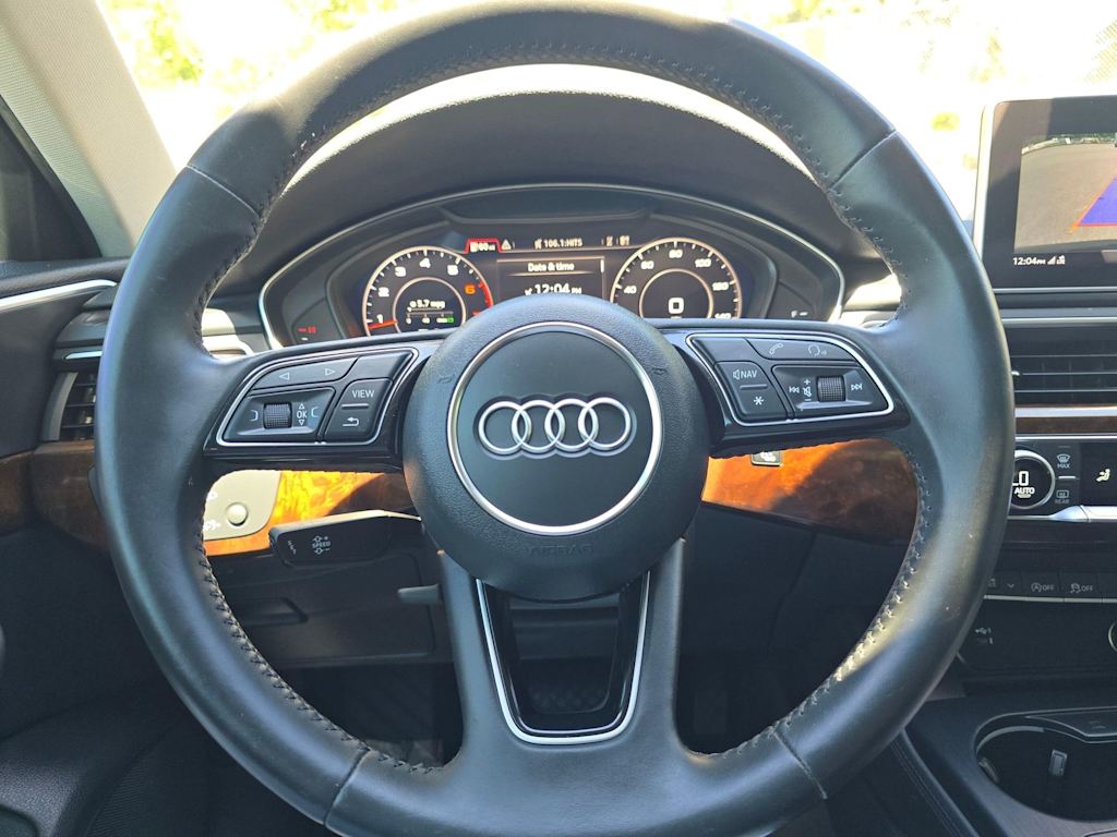 Thumbnail: 2019 Audi A4 - 10