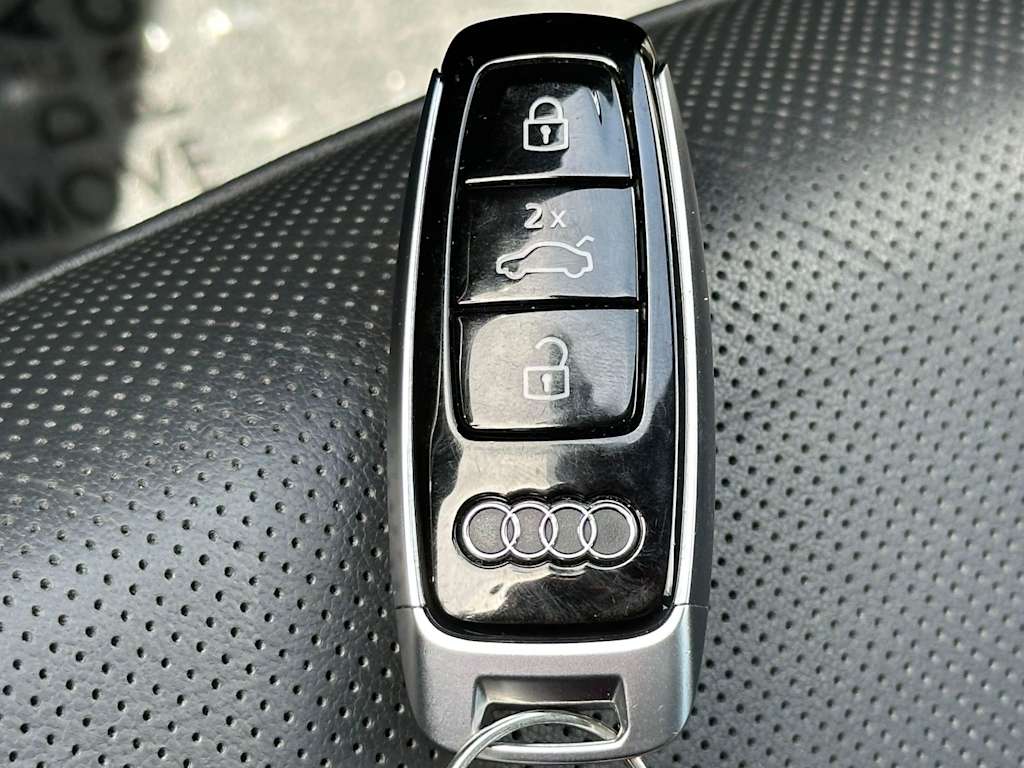 Thumbnail: 2019 Audi A6 - 18