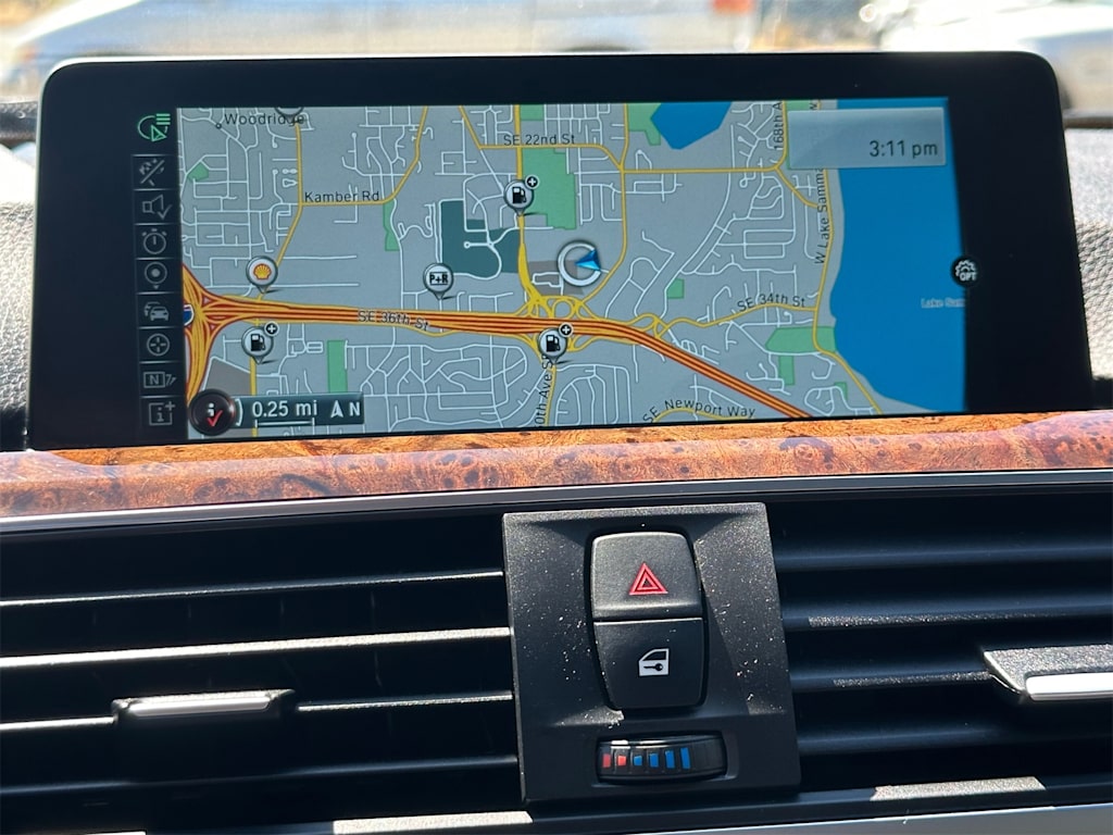 Thumbnail: 2016 BMW 3 Series - 23