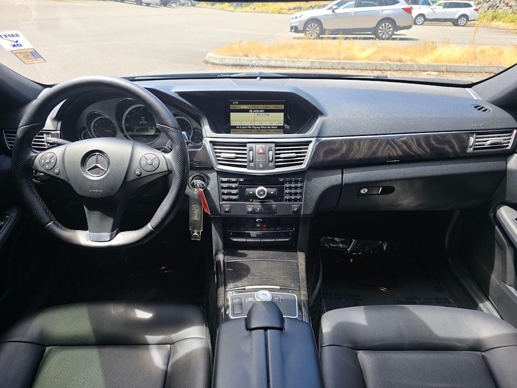 Thumbnail: 2010 Mercedes-Benz E-Class - 10