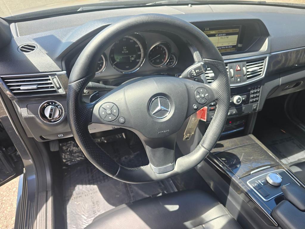 Thumbnail: 2010 Mercedes-Benz E-Class - 2