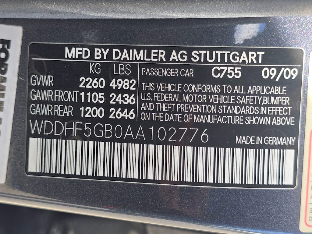 Thumbnail: 2010 Mercedes-Benz E-Class - 21