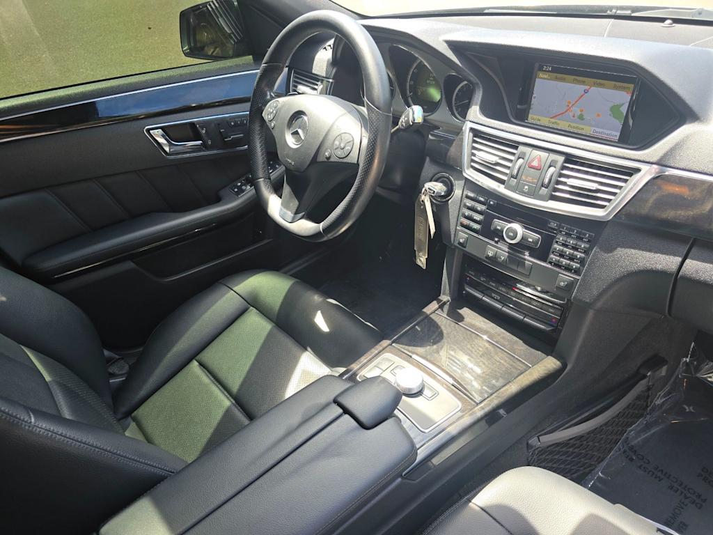 Thumbnail: 2010 Mercedes-Benz E-Class - 11