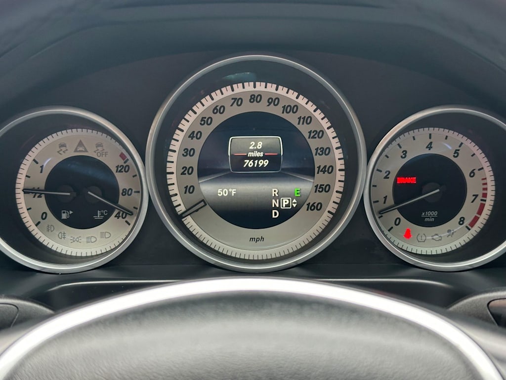 Thumbnail: 2016 Mercedes-Benz E-Class - 15