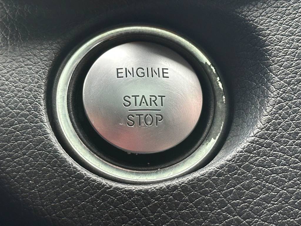 Thumbnail: 2016 Mercedes-Benz E-Class - 27