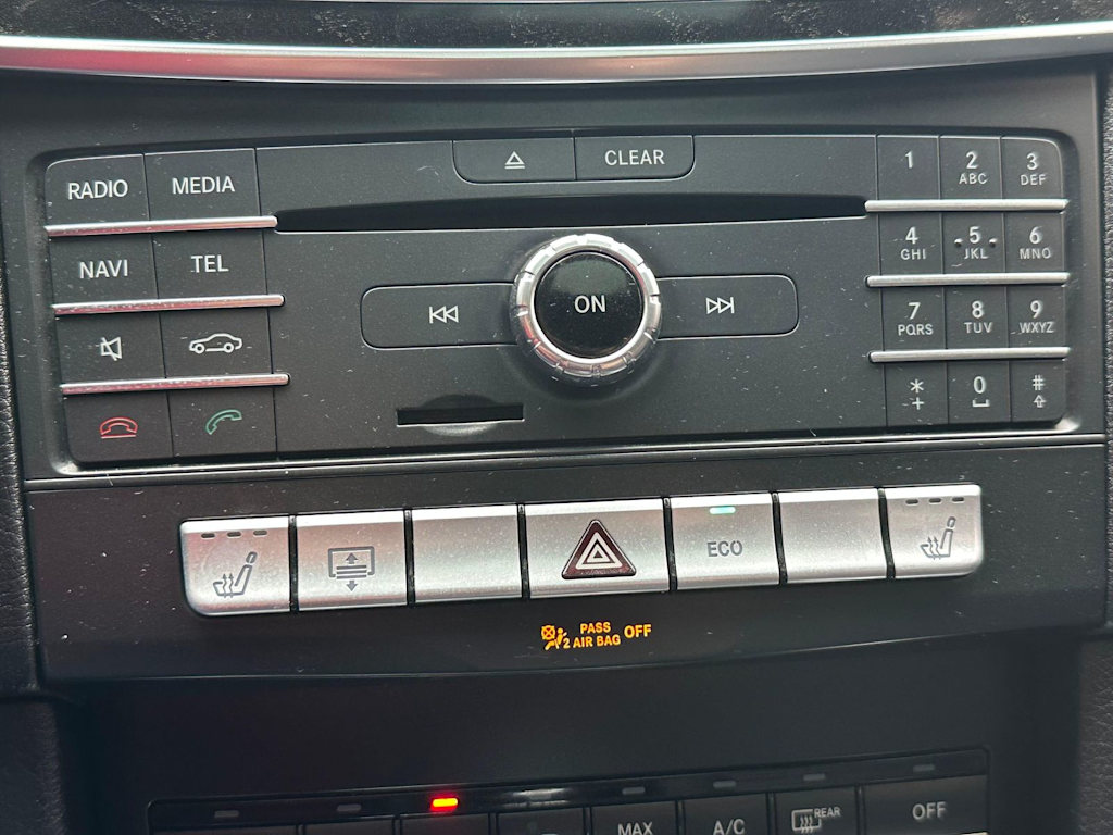 Thumbnail: 2016 Mercedes-Benz E-Class - 23