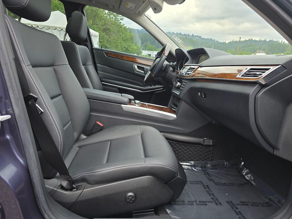 Thumbnail: 2014 Mercedes-Benz E-Class - 11