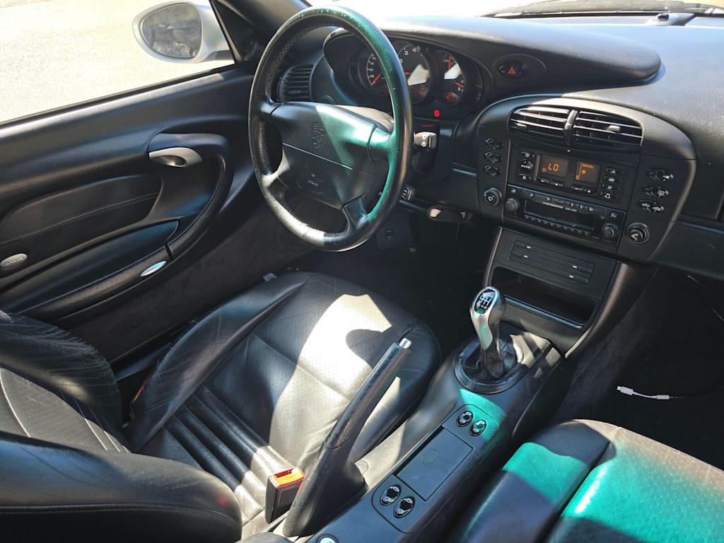 Thumbnail: 2000 Porsche 911 - 15
