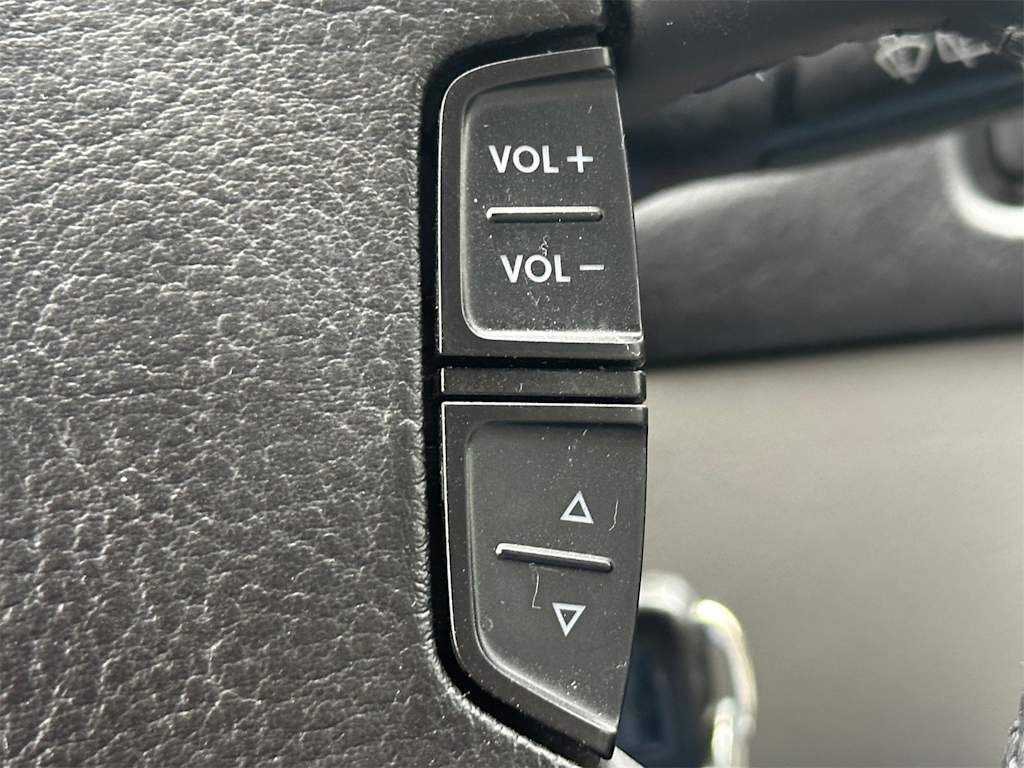 Thumbnail: 2003 Volkswagen Jetta - 18
