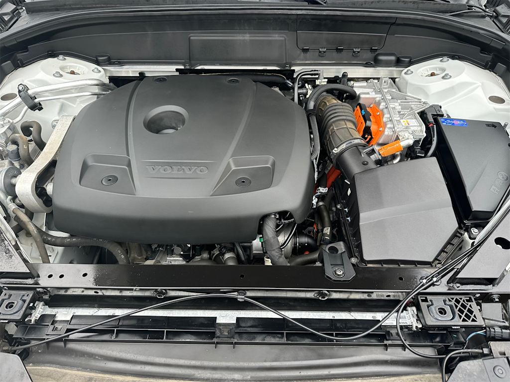 Thumbnail: 2022 Volvo XC60 - 9