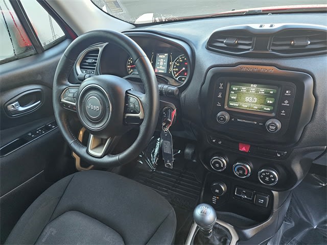 2015 Jeep Renegade Latitude 14