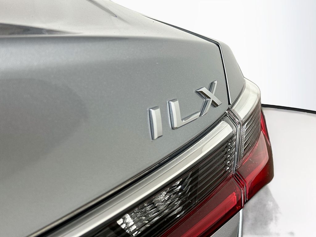 Thumbnail: 2022 Acura ILX - 7