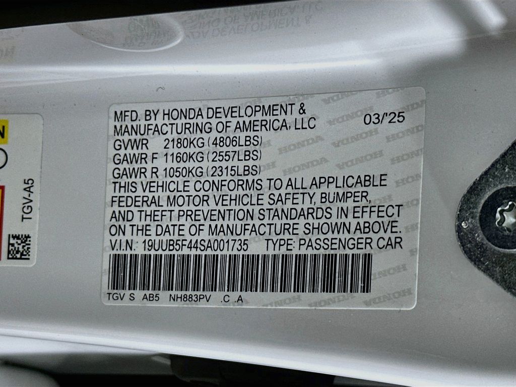 Thumbnail: 2025 Acura TLX - 21