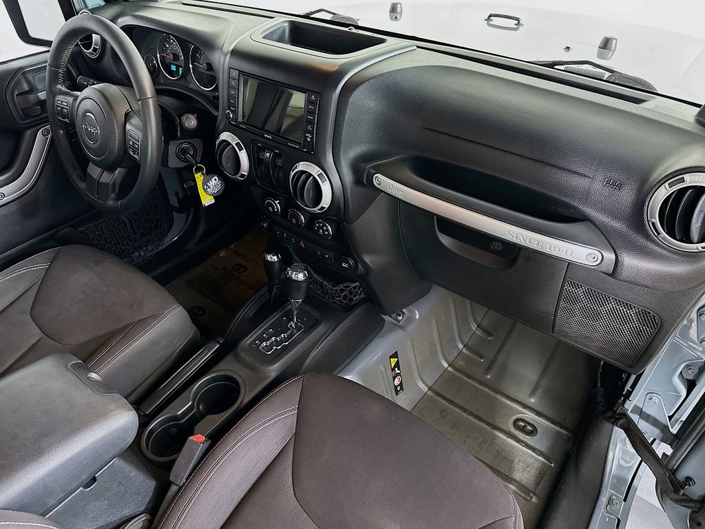 Thumbnail: 2014 Jeep Wrangler - 29