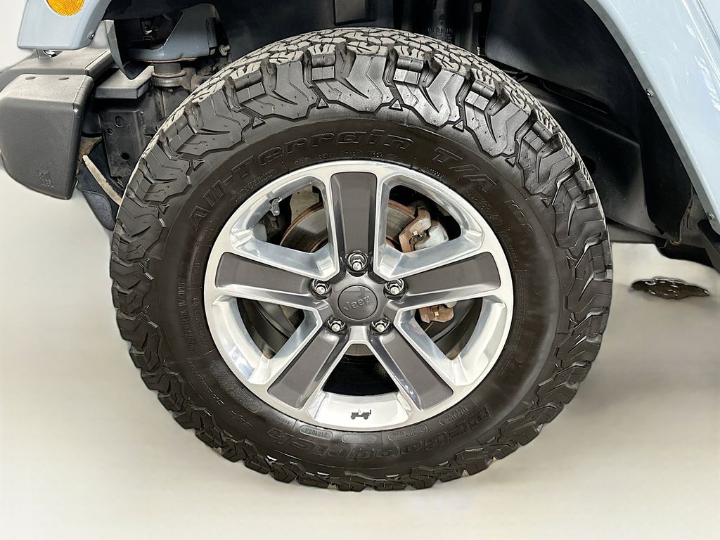Thumbnail: 2014 Jeep Wrangler - 8