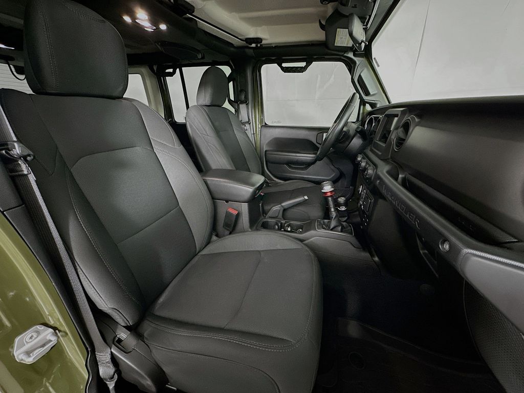 Thumbnail: 2022 Jeep Wrangler - 12