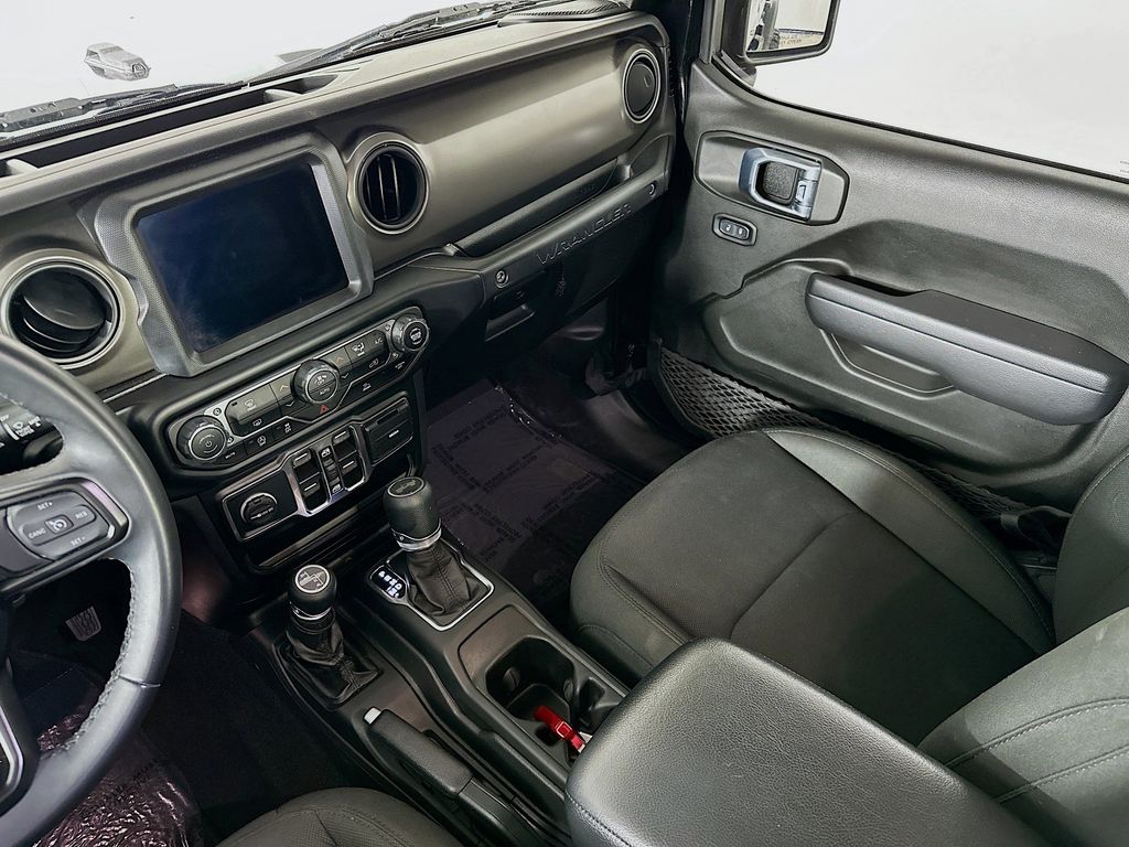 Thumbnail: 2021 Jeep Wrangler - 12