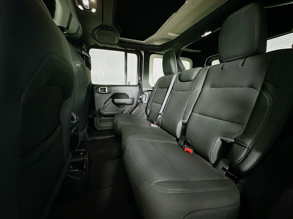 Thumbnail: 2021 Jeep Wrangler - 22