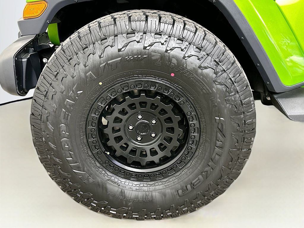 Thumbnail: 2019 Jeep Wrangler - 5