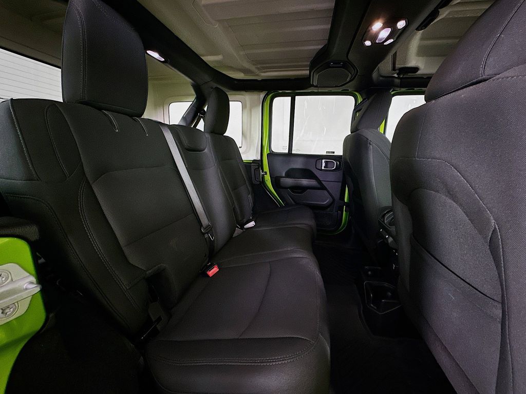 Thumbnail: 2019 Jeep Wrangler - 25