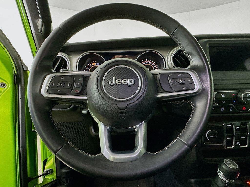 Thumbnail: 2019 Jeep Wrangler - 12