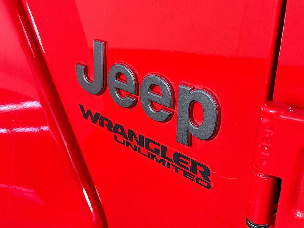 Thumbnail: 2022 Jeep Wrangler - 7