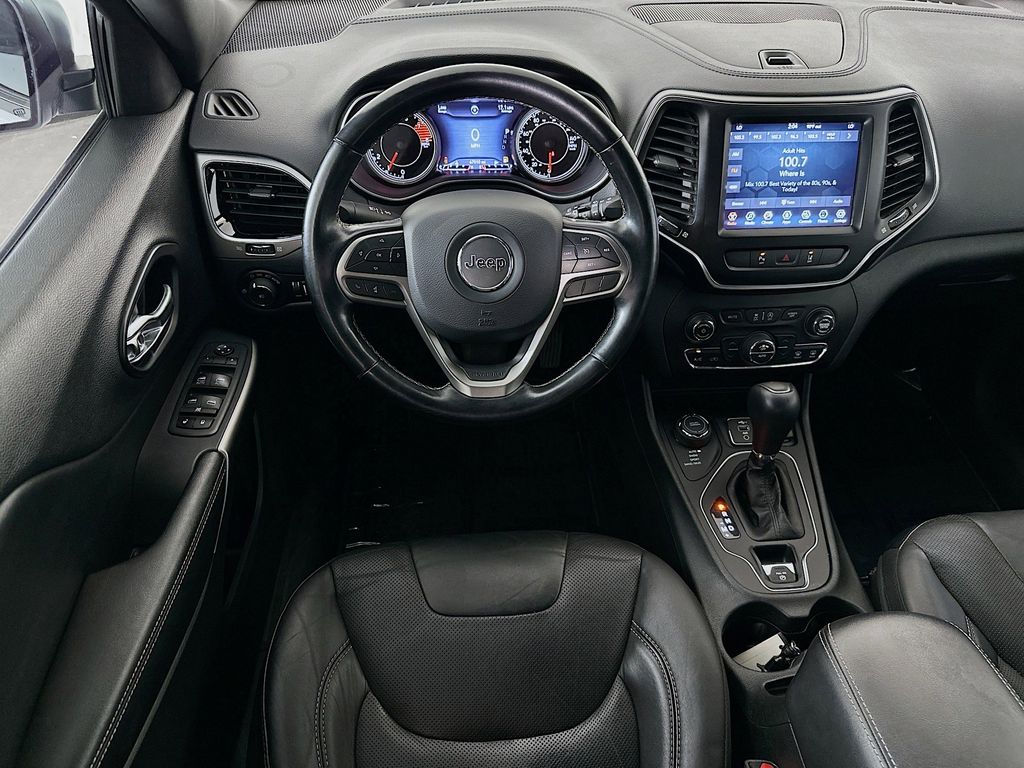 Thumbnail: 2021 Jeep Cherokee - 9
