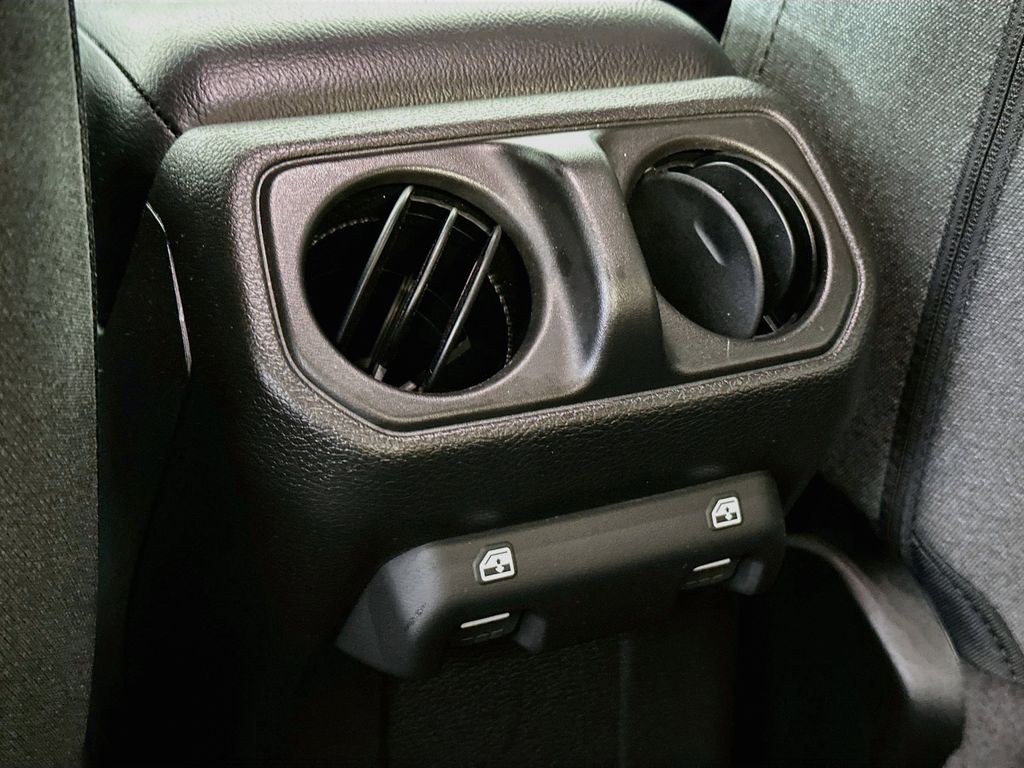 Thumbnail: 2024 Jeep Wrangler - 26