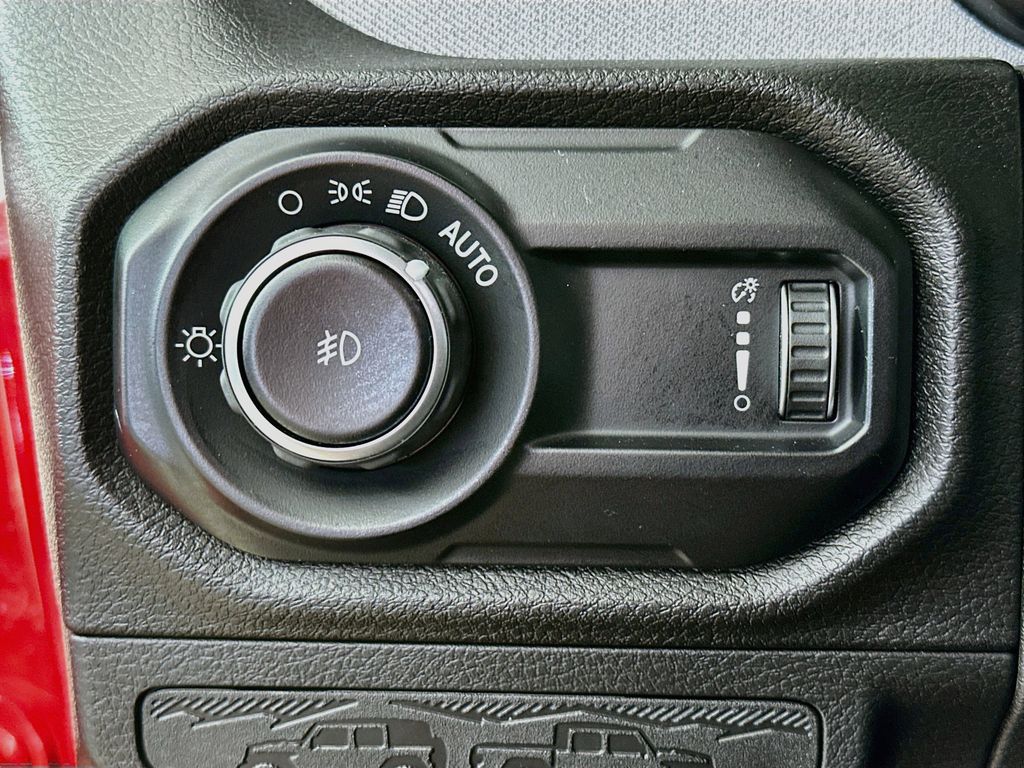Thumbnail: 2024 Jeep Wrangler - 23