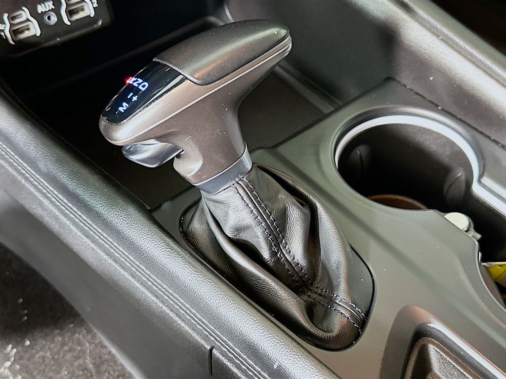 2022 Dodge Durango SXT 17