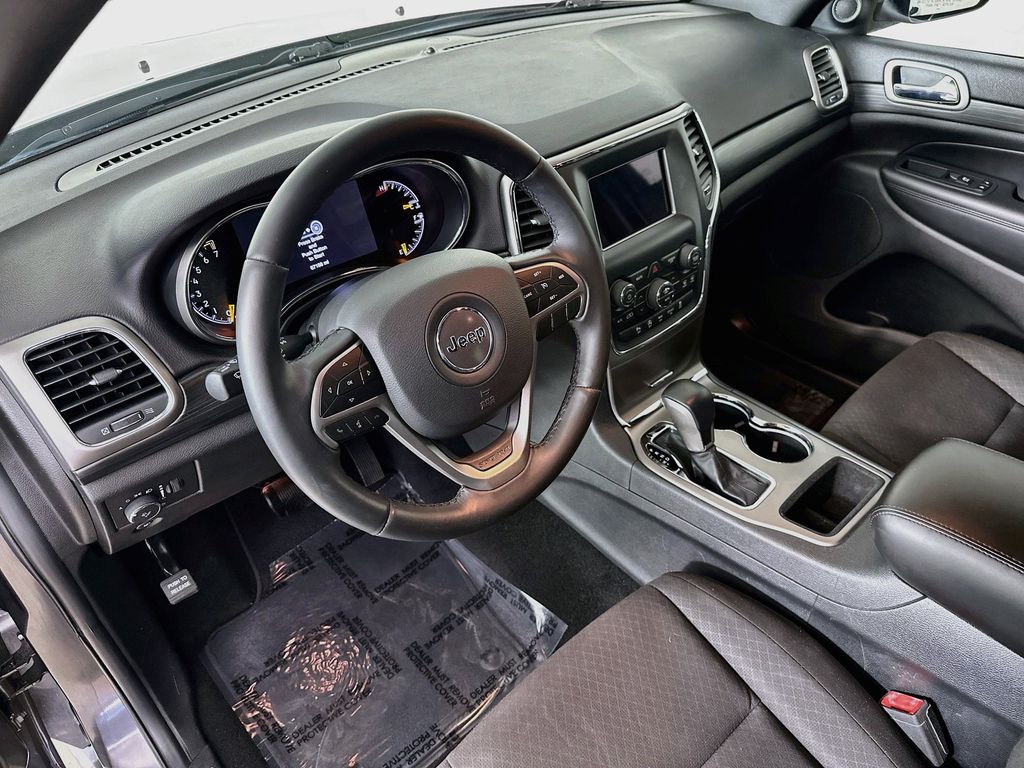 Thumbnail: 2019 Jeep Grand Cherokee - 2