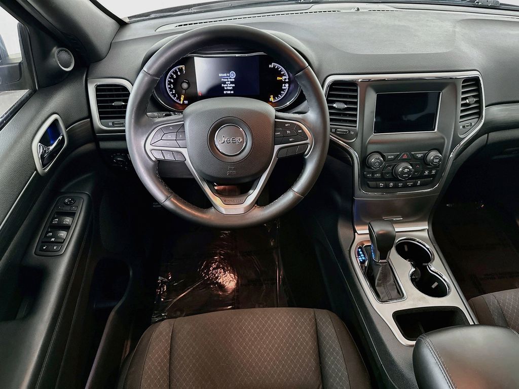 Thumbnail: 2019 Jeep Grand Cherokee - 9