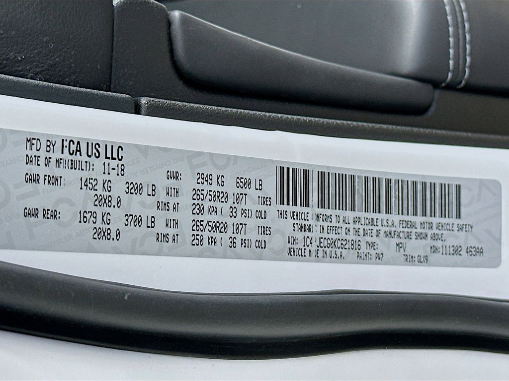 Thumbnail: 2019 Jeep Grand Cherokee - 21