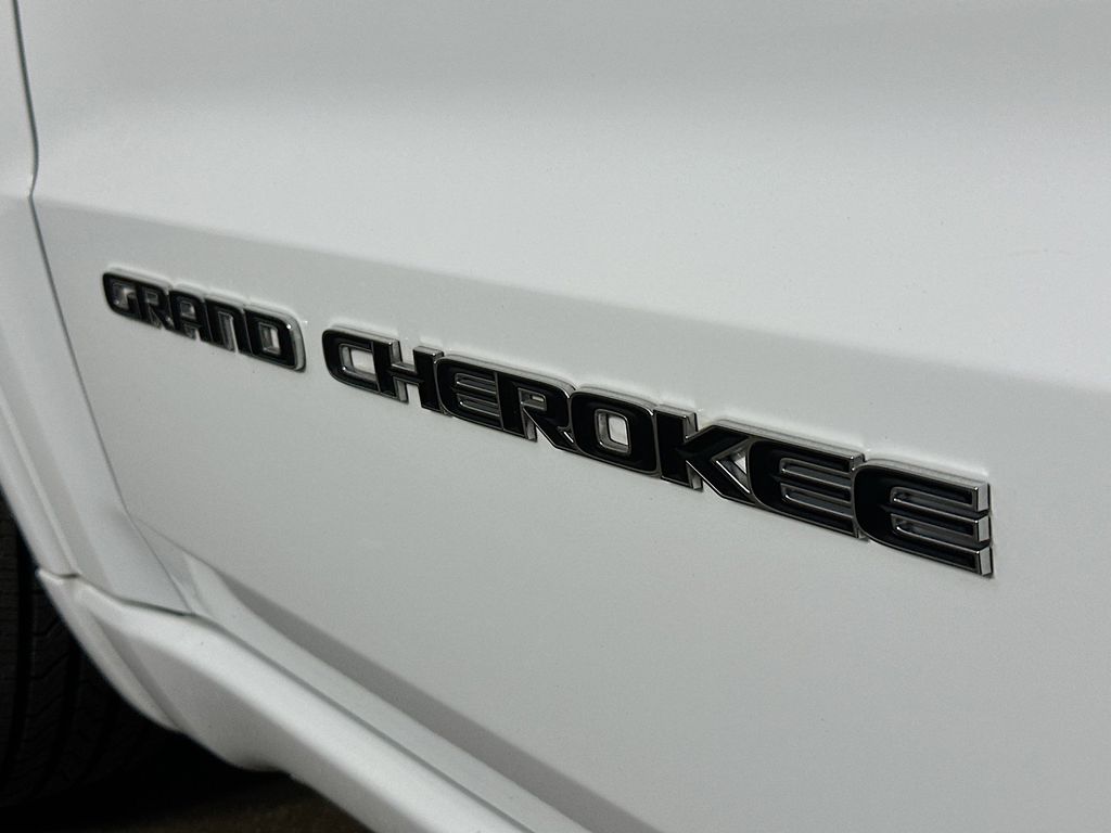 Thumbnail: 2019 Jeep Grand Cherokee - 7