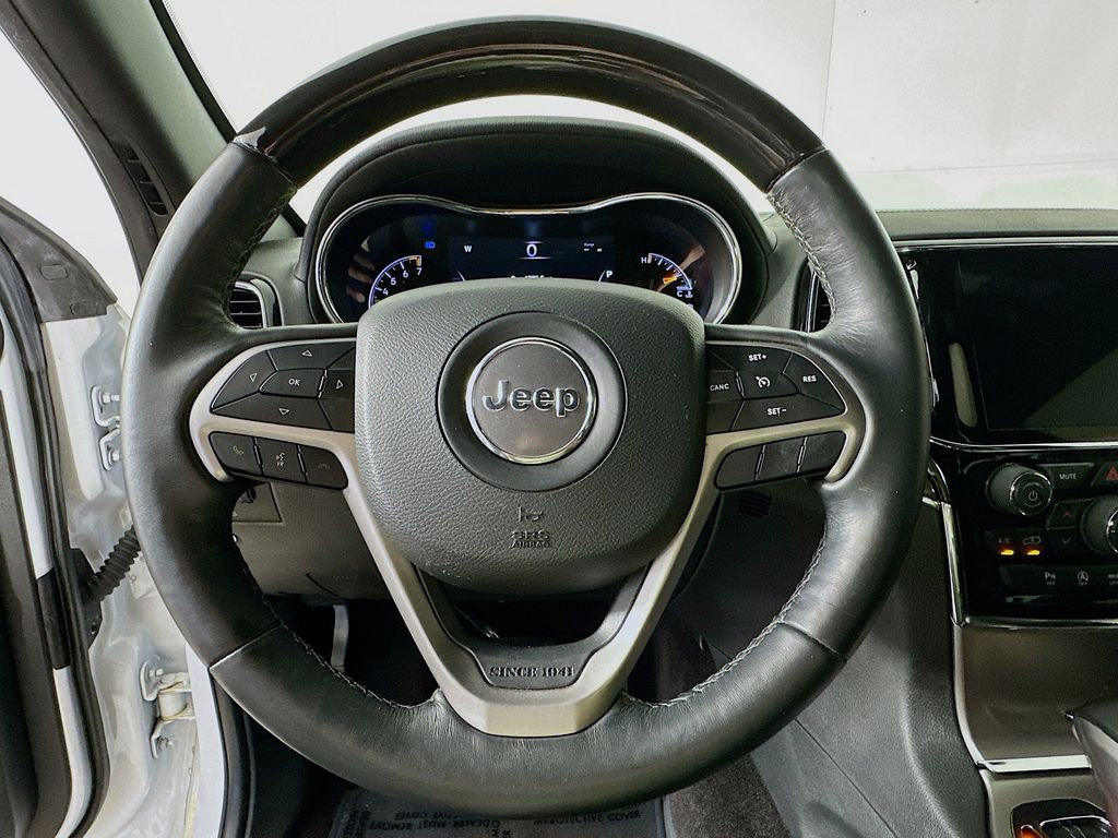 Thumbnail: 2019 Jeep Grand Cherokee - 15