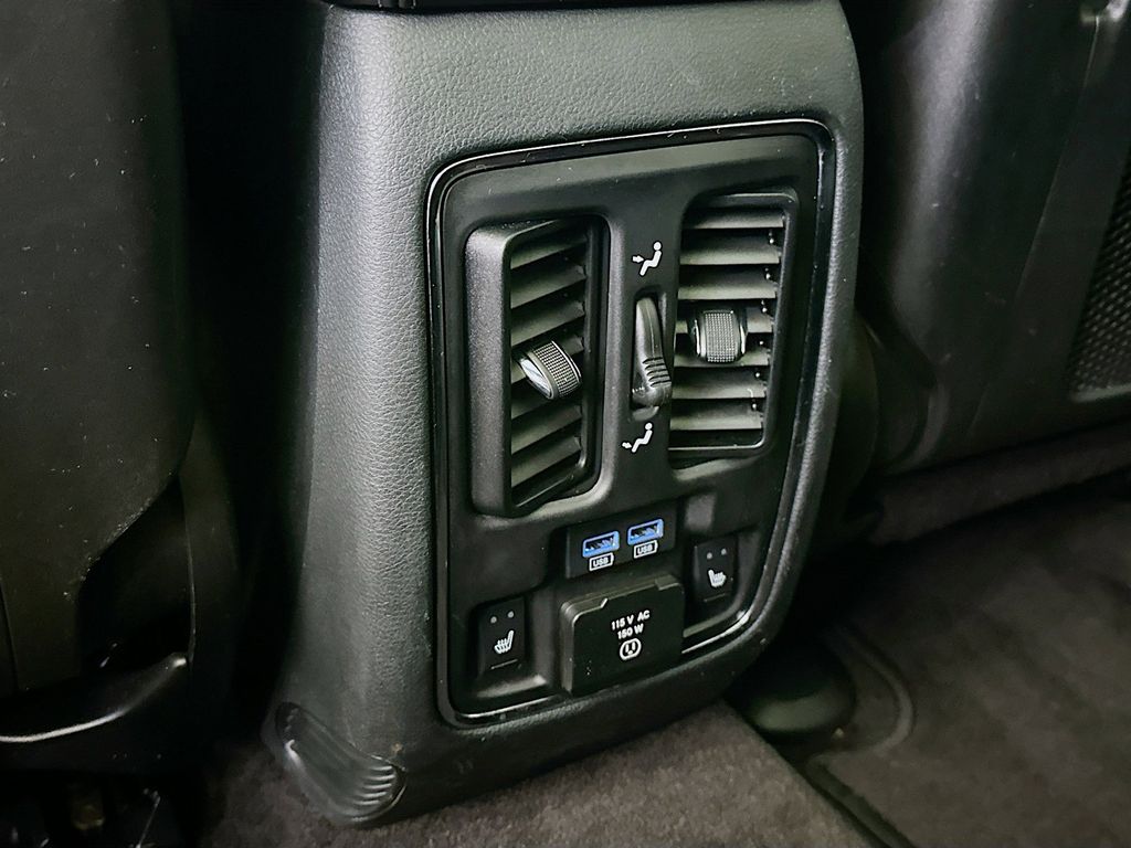 Thumbnail: 2019 Jeep Grand Cherokee - 22