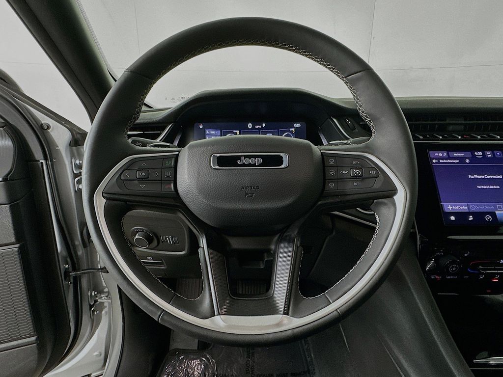 Thumbnail: 2025 Jeep Grand Cherokee - 14