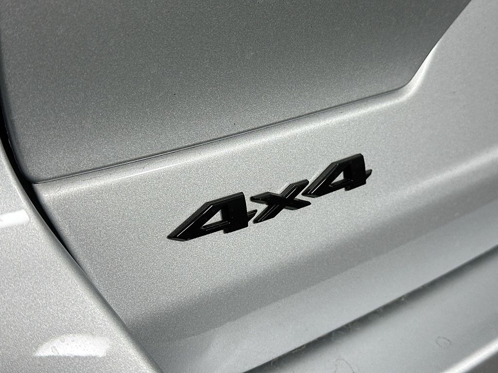Thumbnail: 2025 Jeep Grand Cherokee - 6
