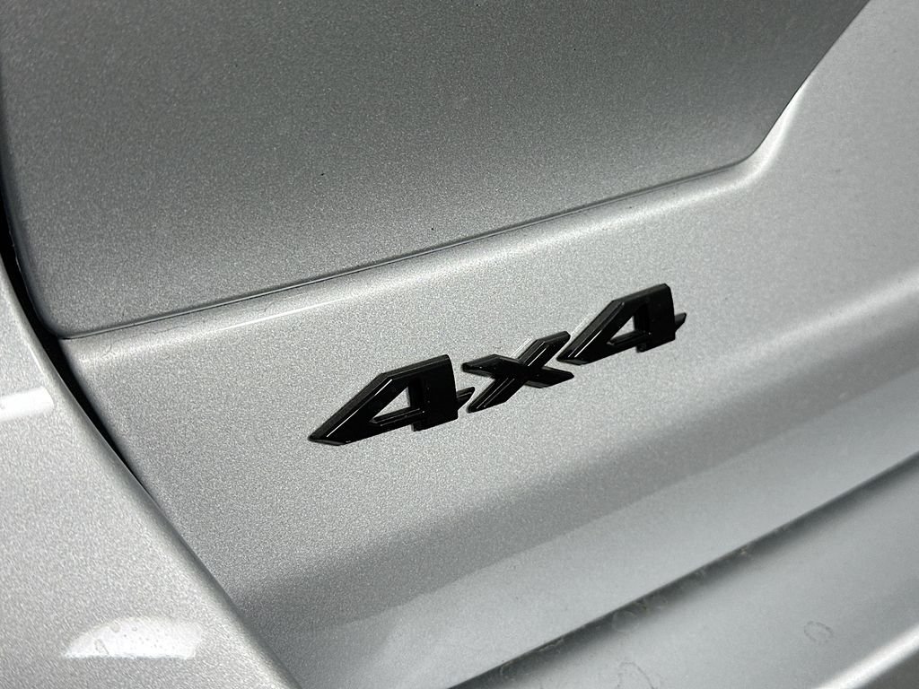 Thumbnail: 2025 Jeep Grand Cherokee - 6