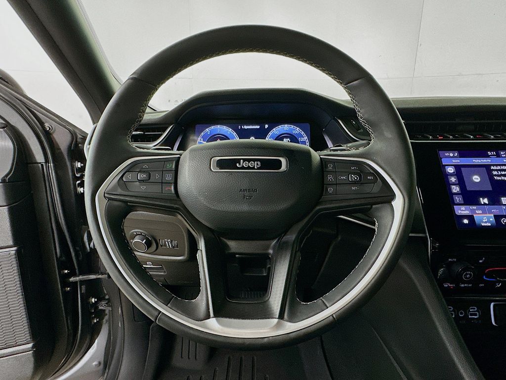 Thumbnail: 2024 Jeep Grand Cherokee L - 15