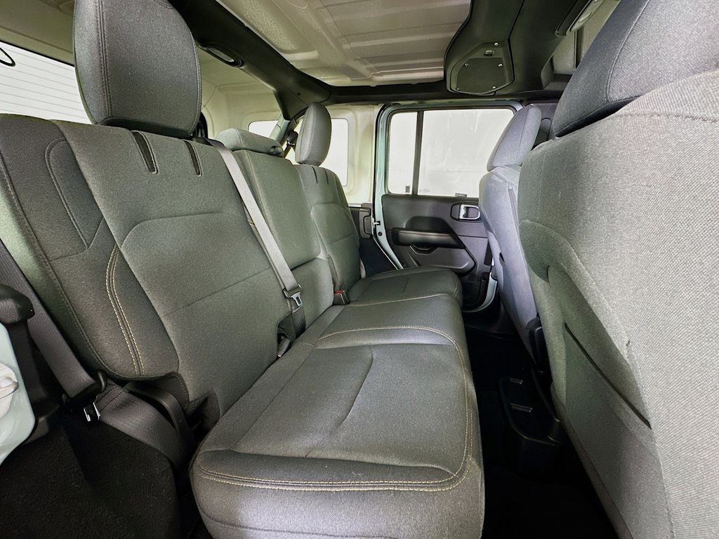 Thumbnail: 2024 Jeep Wrangler - 30