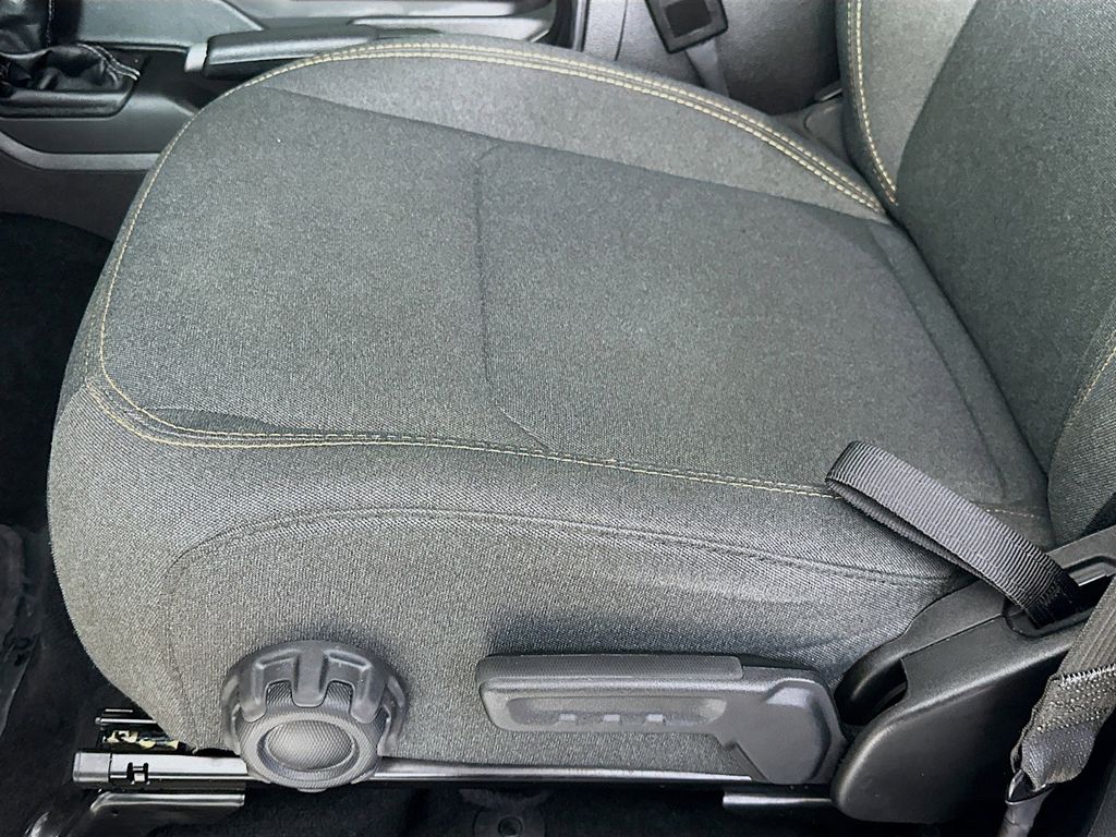 Thumbnail: 2024 Jeep Wrangler - 30