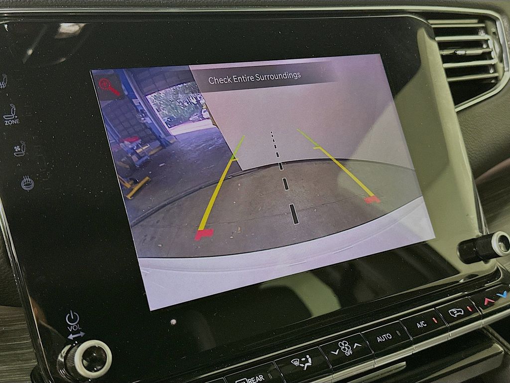 Thumbnail: 2023 Jeep Wagoneer - 29