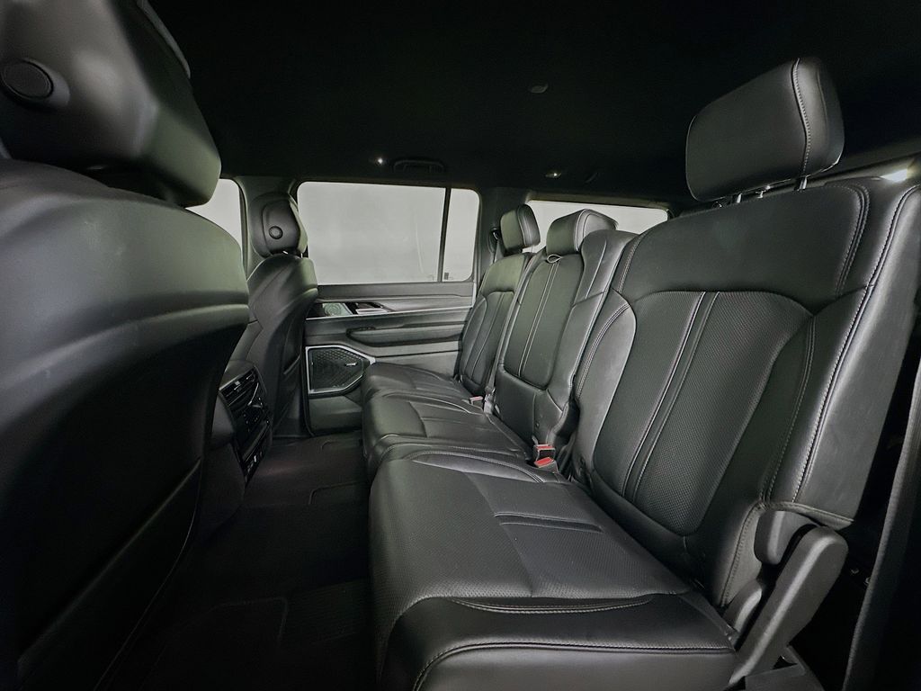 Thumbnail: 2023 Jeep Wagoneer - 13