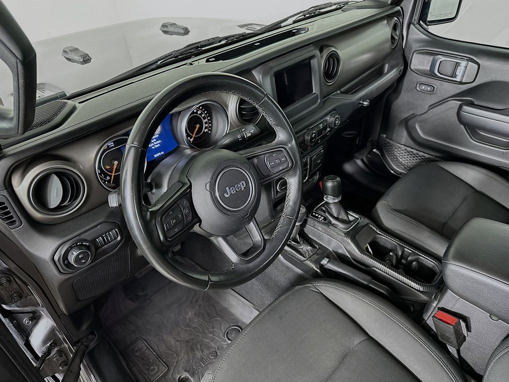 Thumbnail: 2021 Jeep Gladiator - 2