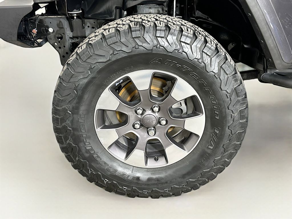 Thumbnail: 2021 Jeep Gladiator - 8