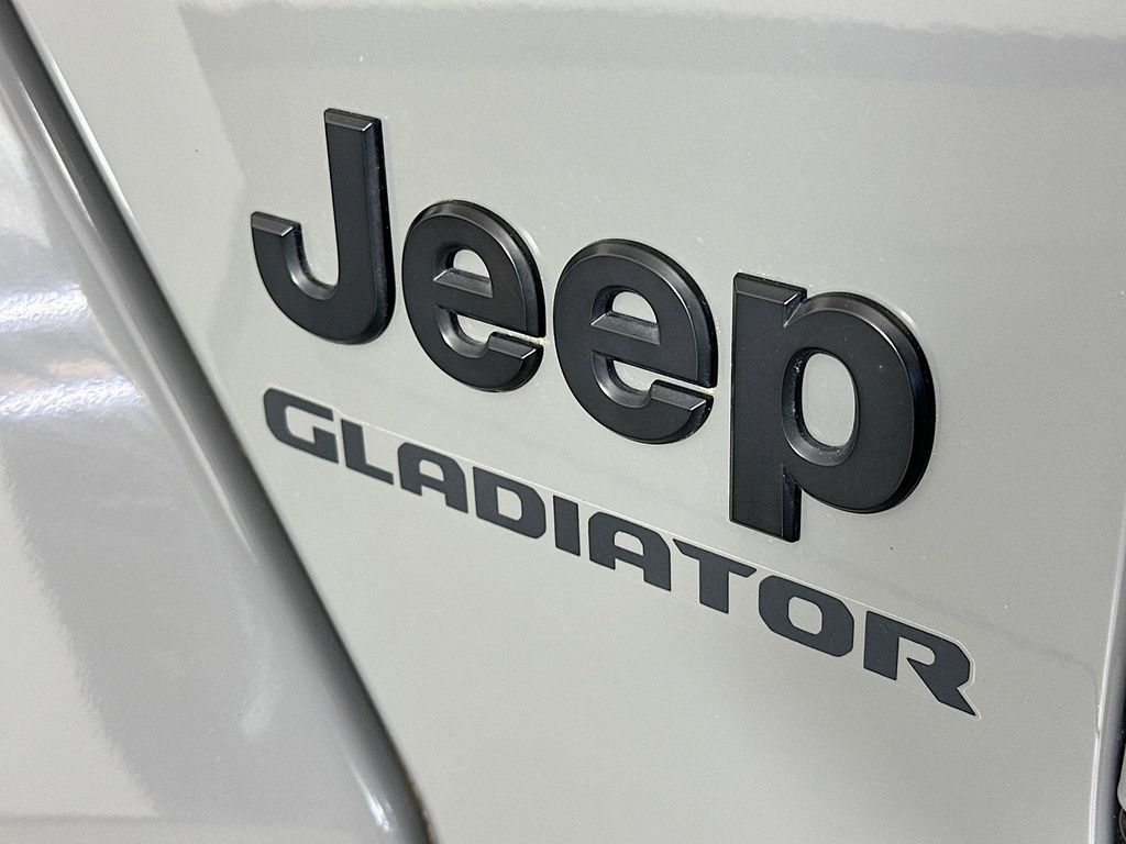 Image 8 of 2021 Jeep Gladiator